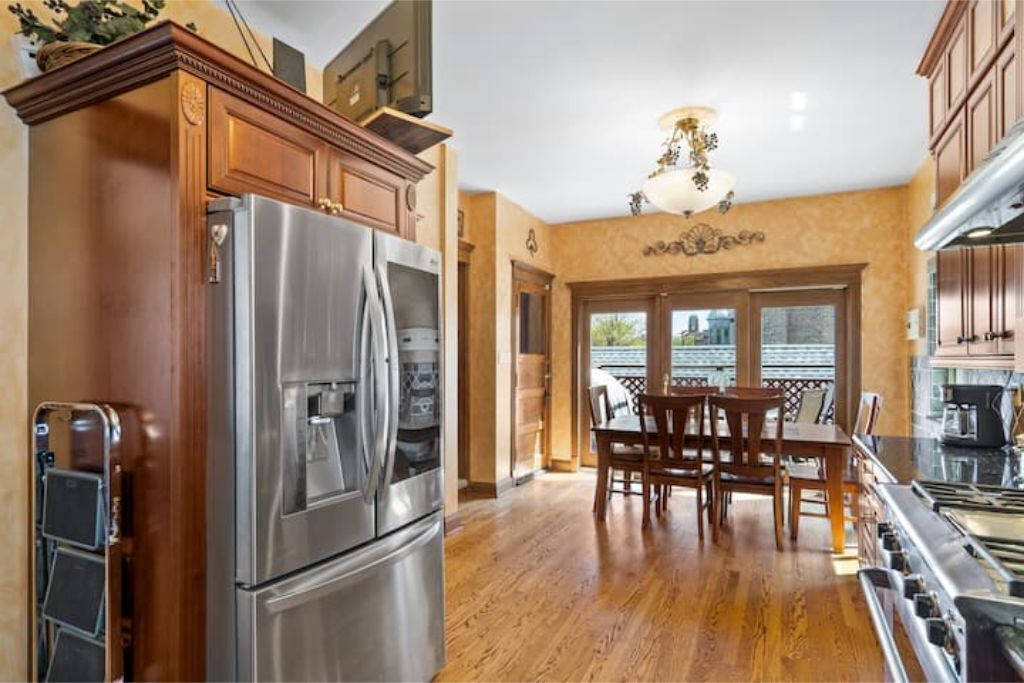 Photo of Kitchen in North Center