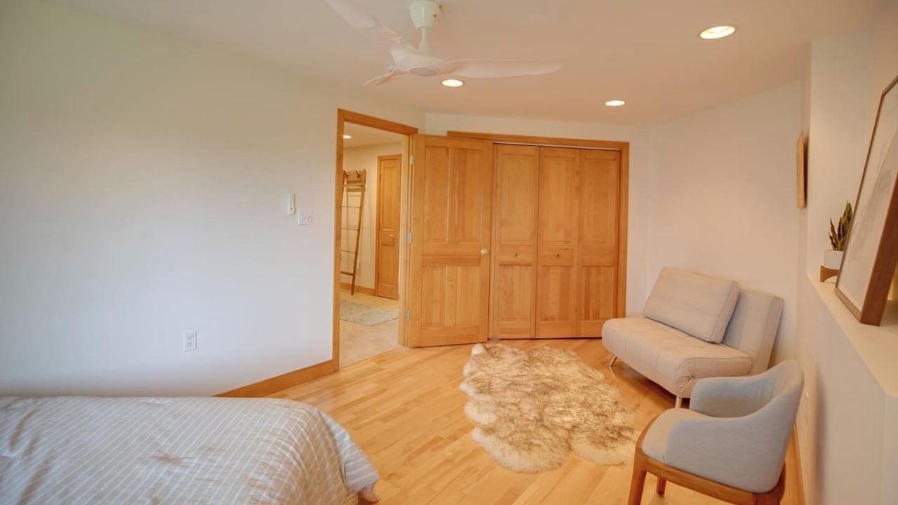 Photo of Bedroom in Easton