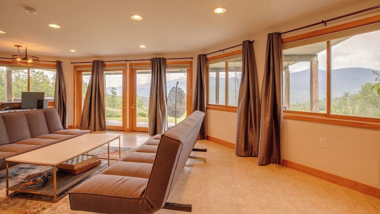 Photo of Livingroom in Easton