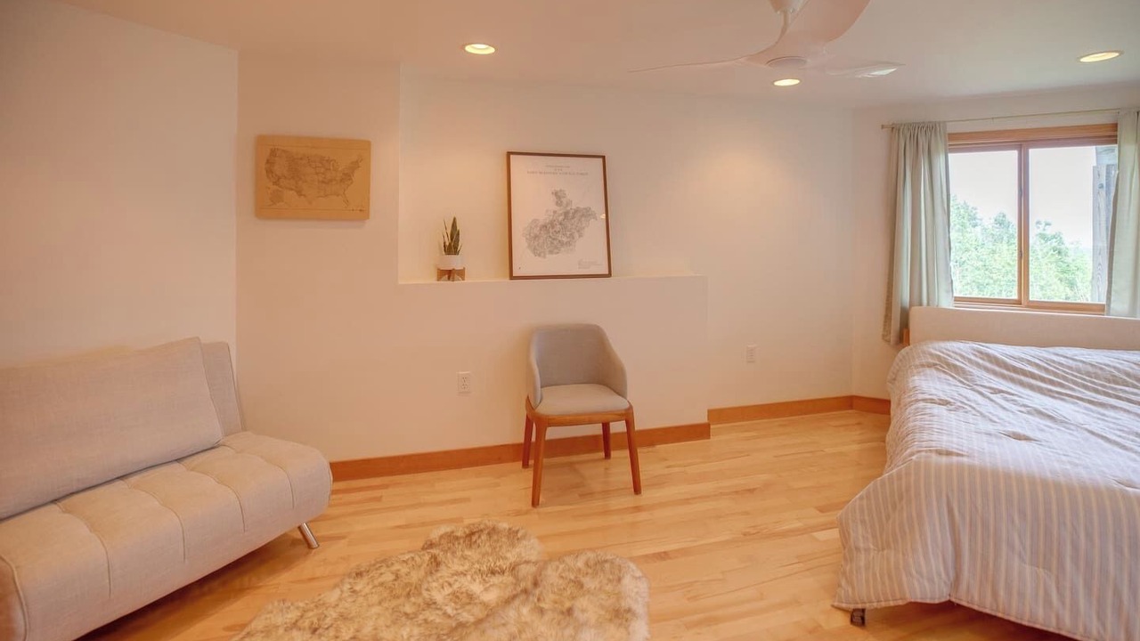 Photo of Bedroom in Easton