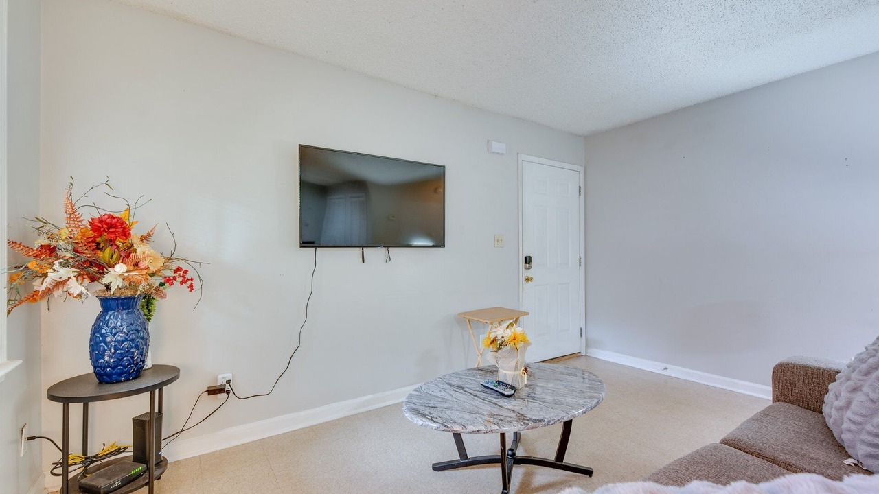 Photo of Livingroom in Cedartown