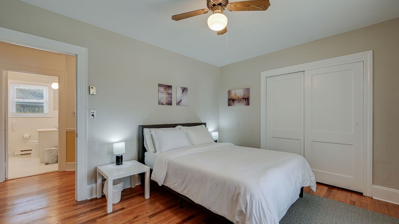 Photo of Bedroom in Winterville