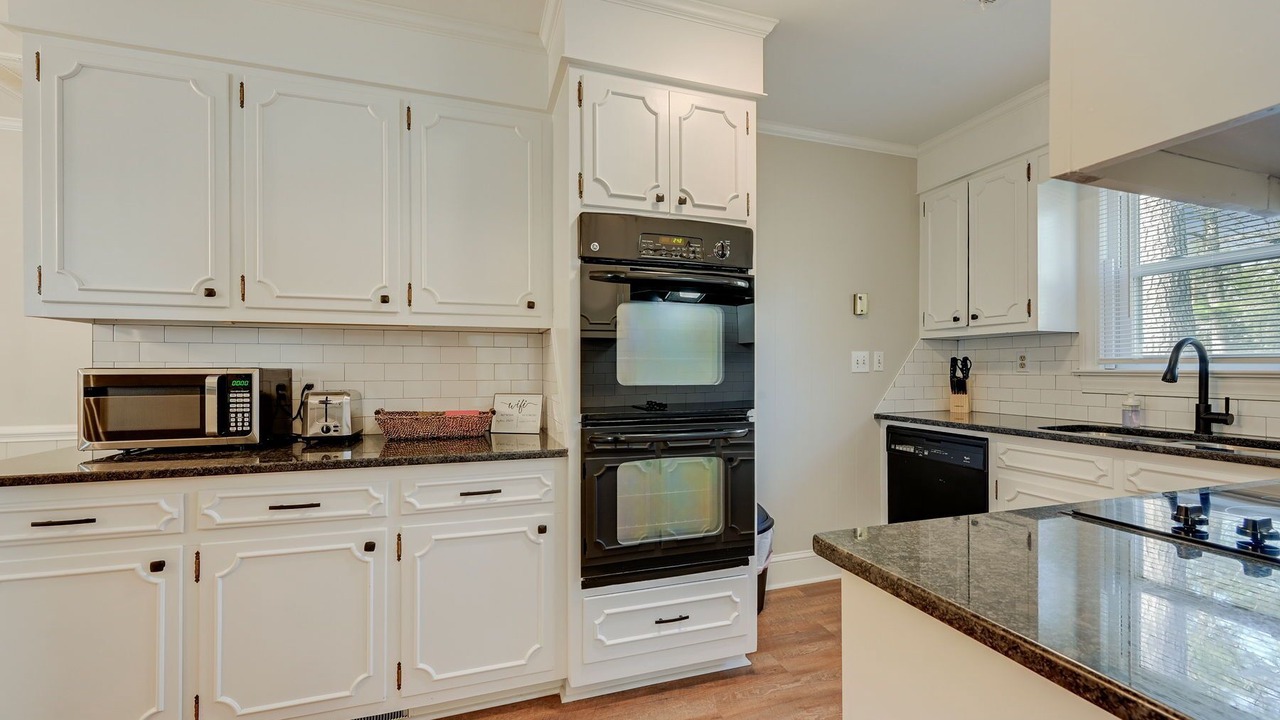Photo of Kitchen in Winterville