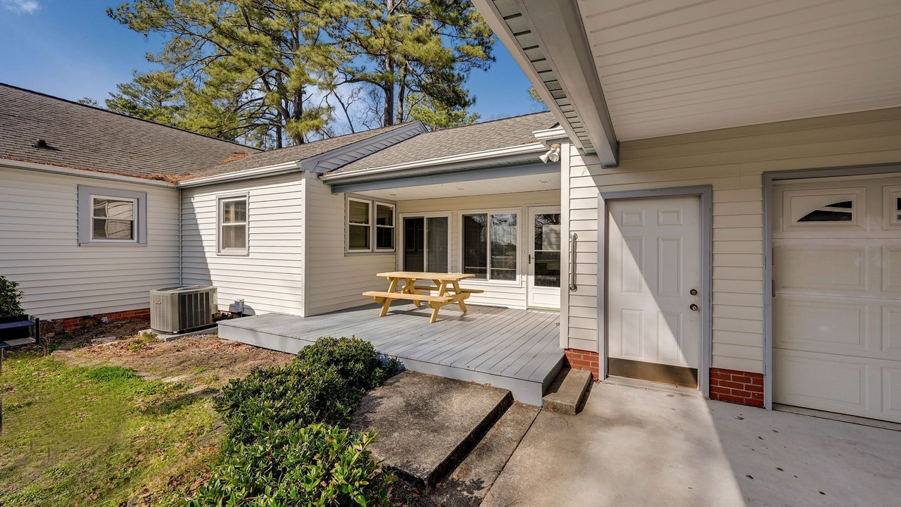 Photo of Outdoor in Winterville