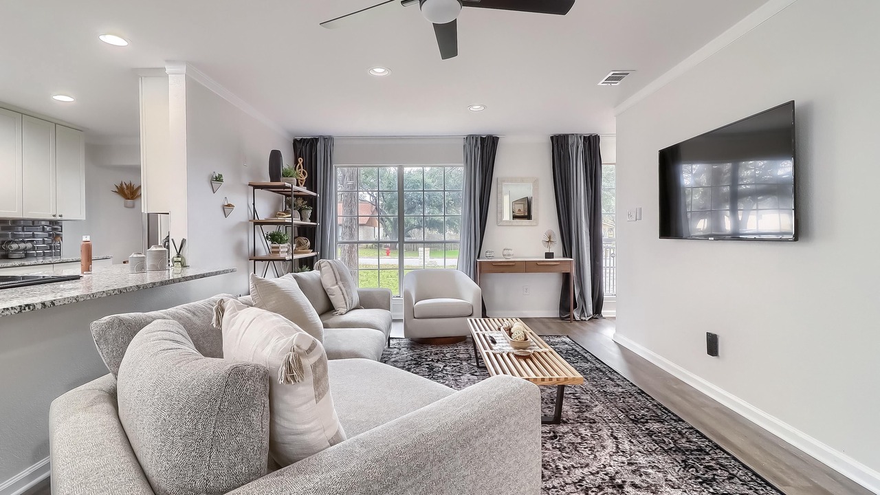 Photo of Livingroom in Round Rock West
