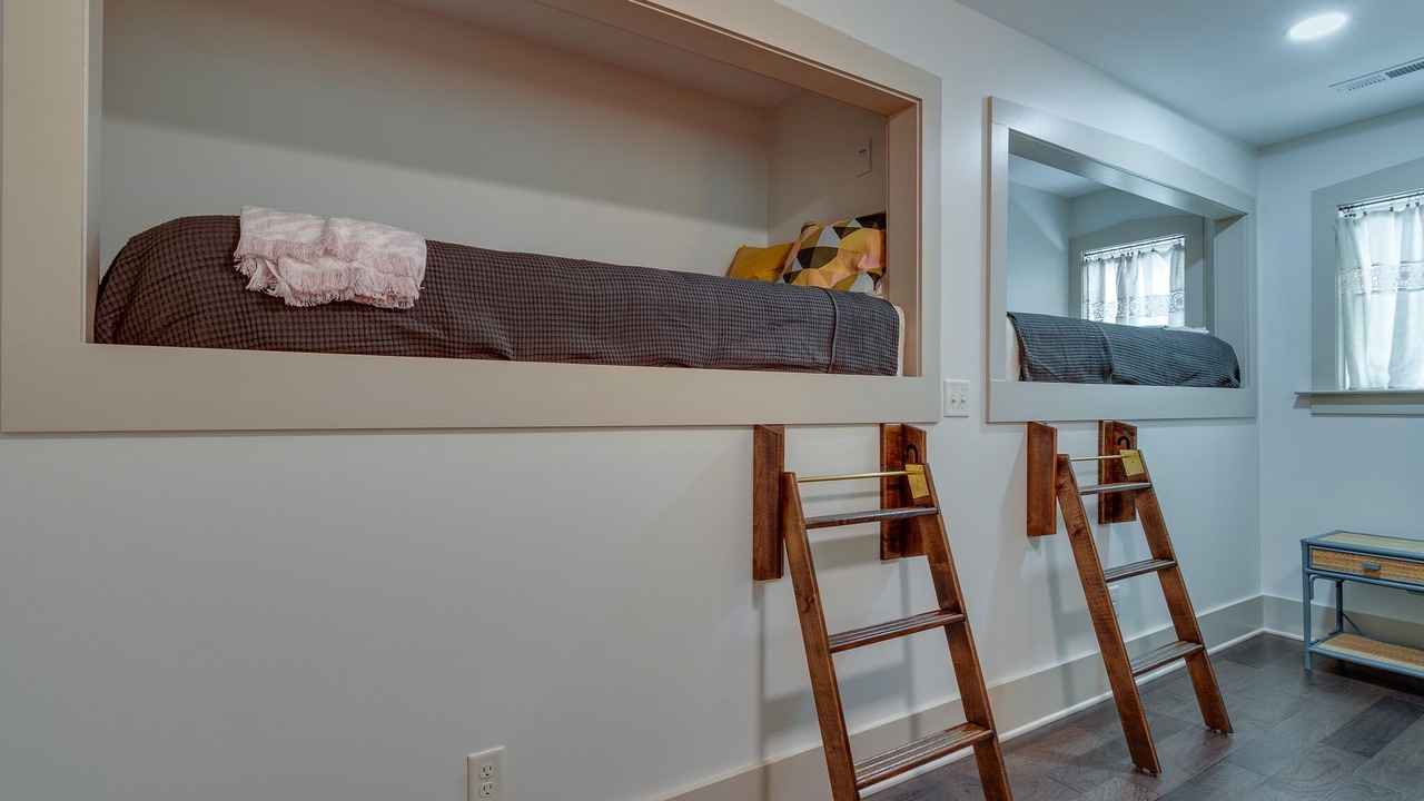 Photo of Bedroom in Lenox
