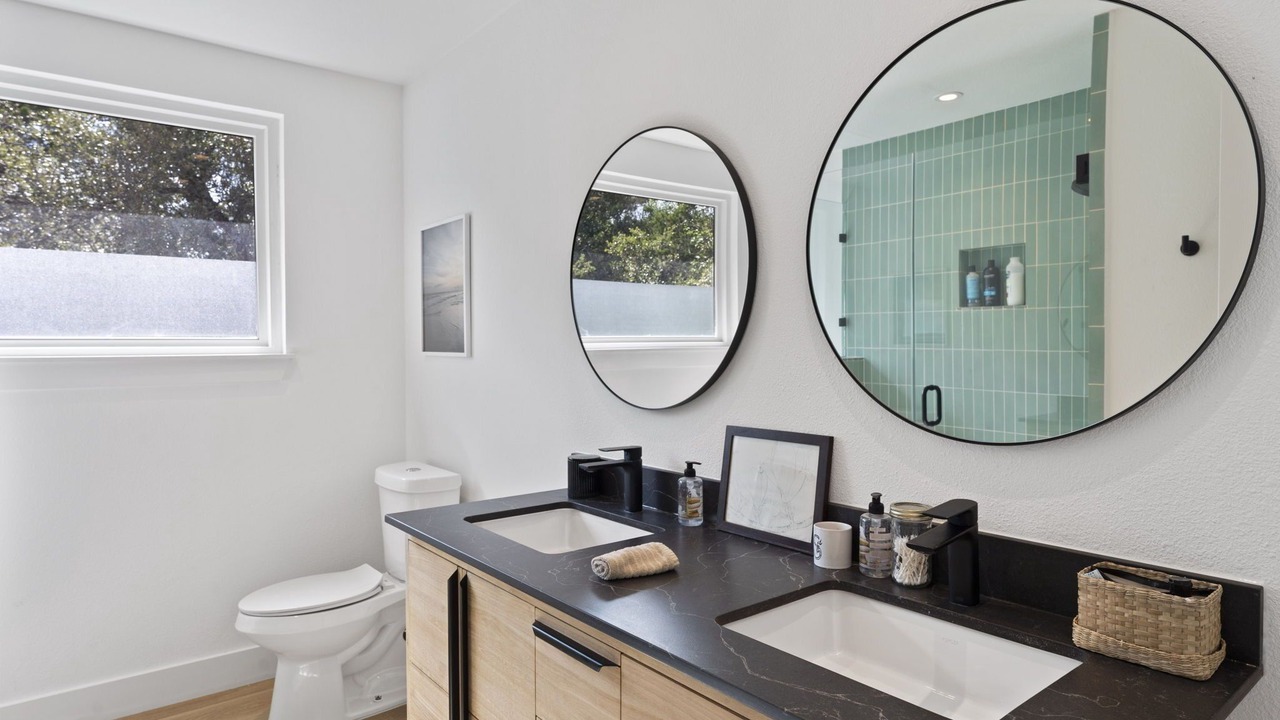 Photo of Bathroom in Leander