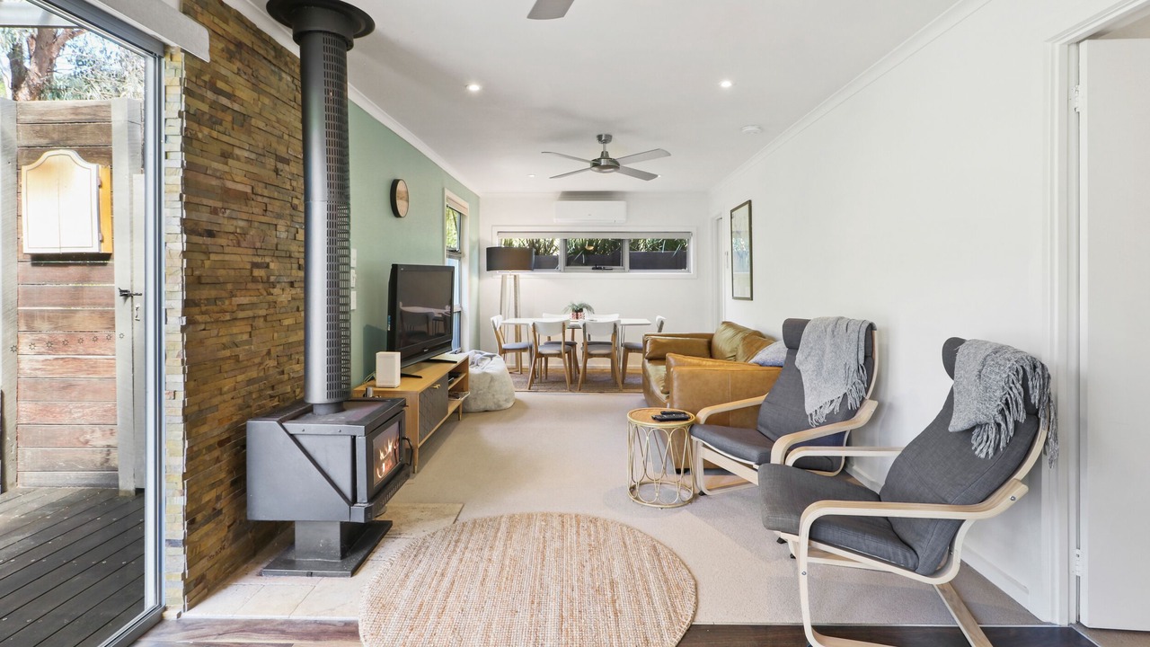 Photo of Livingroom in Goughs Bay