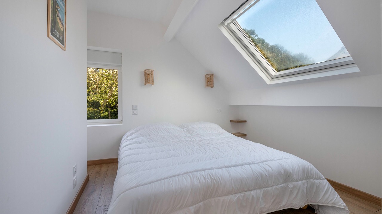 Photo of Bedroom in Saint-Michel-Chef-Chef