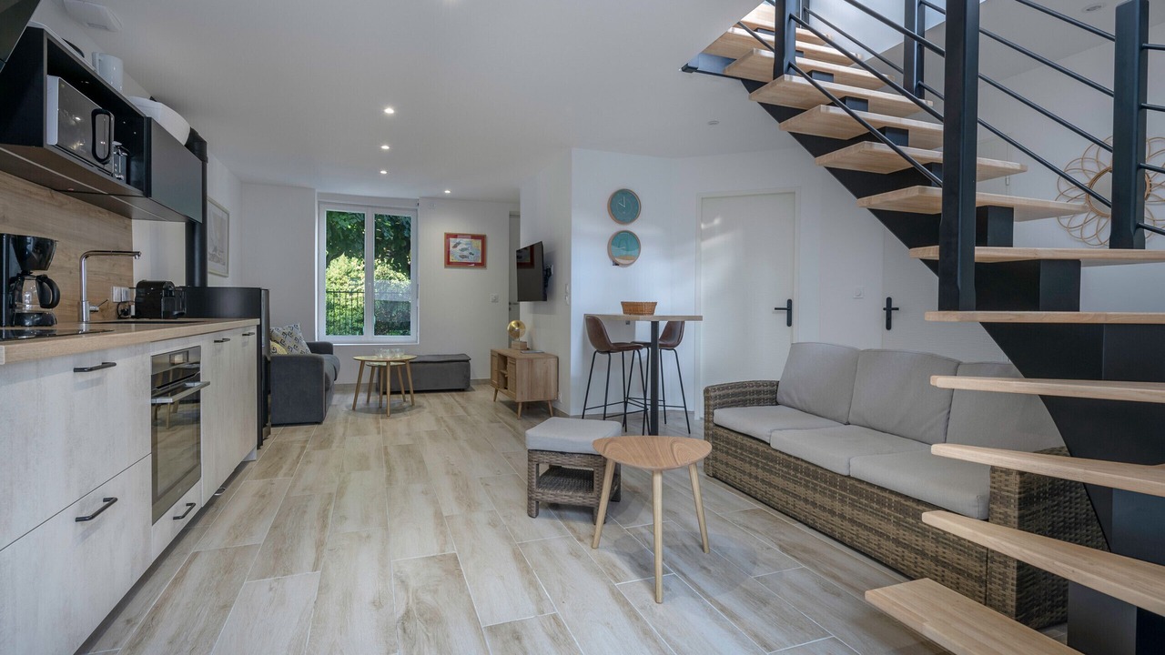 Photo of Livingroom in Saint-Michel-Chef-Chef
