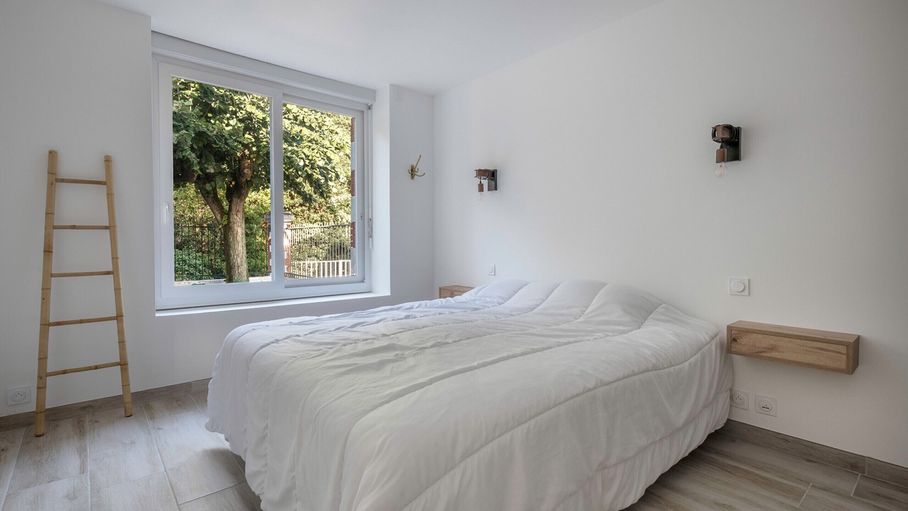 Photo of Bedroom in Saint-Michel-Chef-Chef