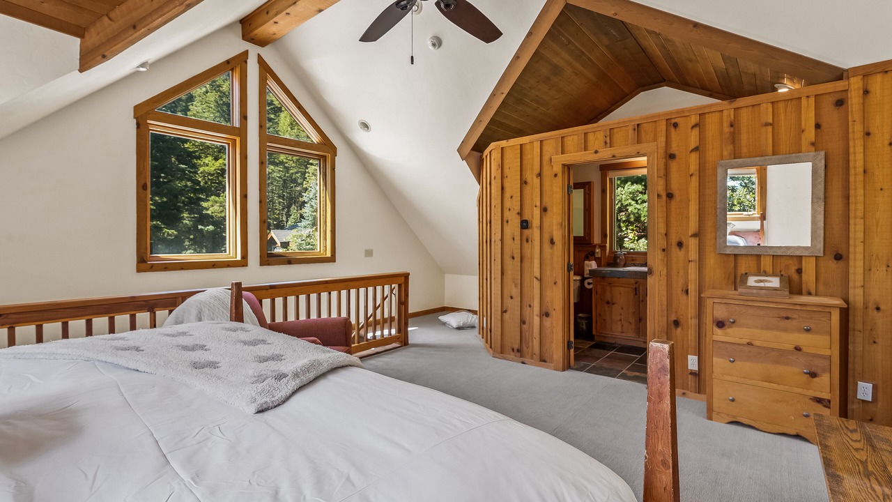 Photo of Bedroom in Sundance