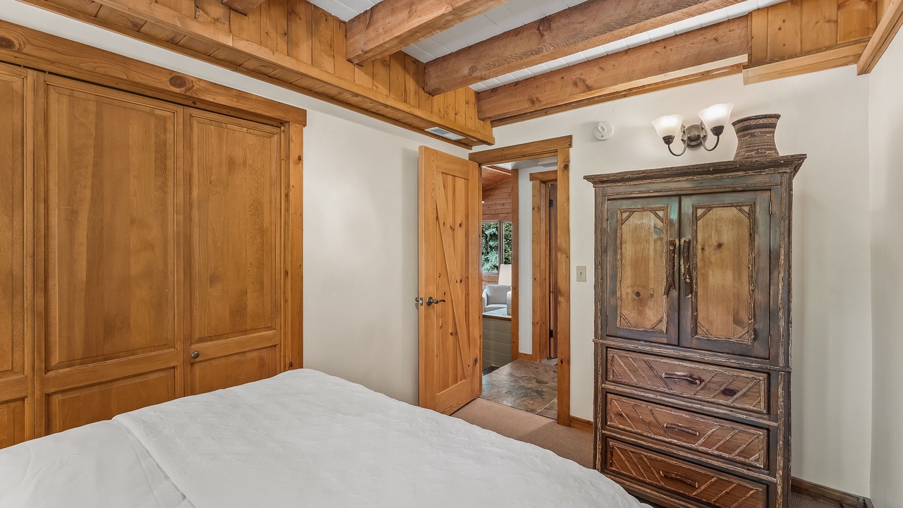Photo of Bedroom in Sundance
