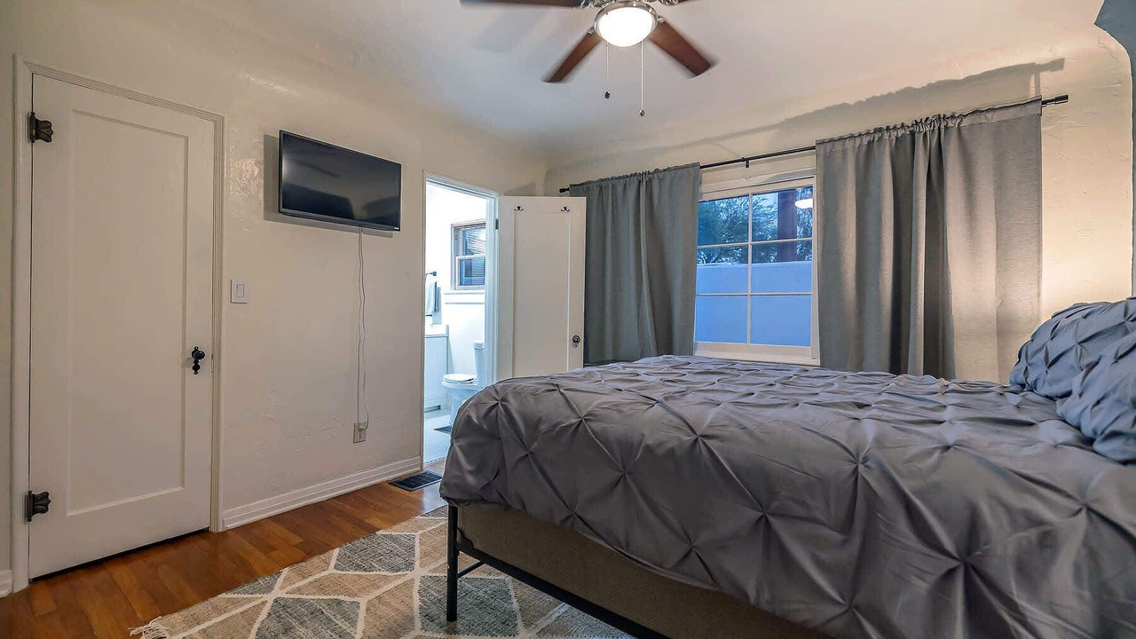 Photo of Bedroom in Sam Hughes