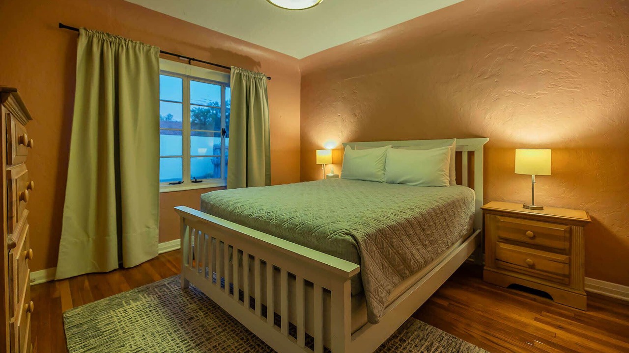 Photo of Bedroom in Sam Hughes
