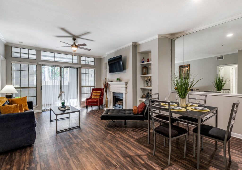 Photo of Livingroom in Oak Lawn