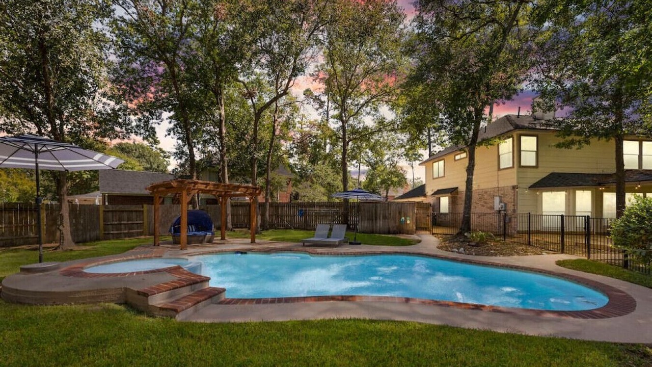 Photo of Outdoor in Willow
