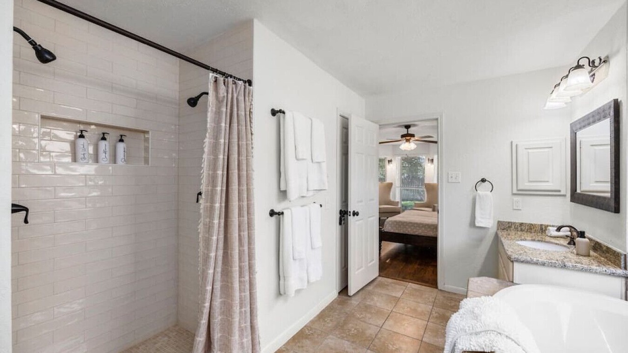 Photo of Bathroom in Willow