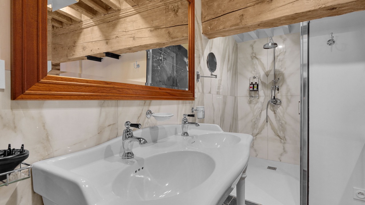 Photo of Bathroom in Saint-Georges