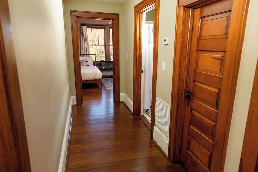 Photo of Bedroom in Roanoke