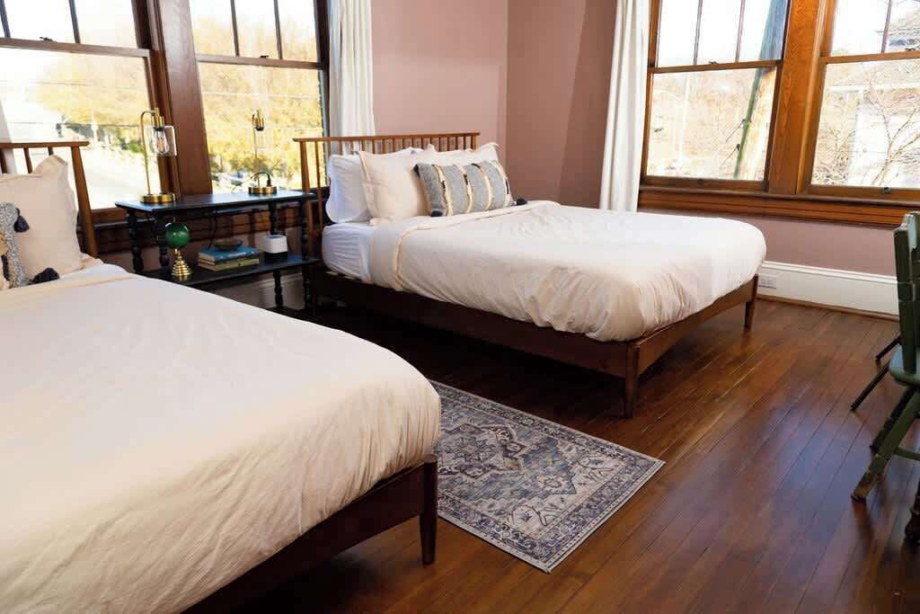 Photo of Bedroom in Roanoke