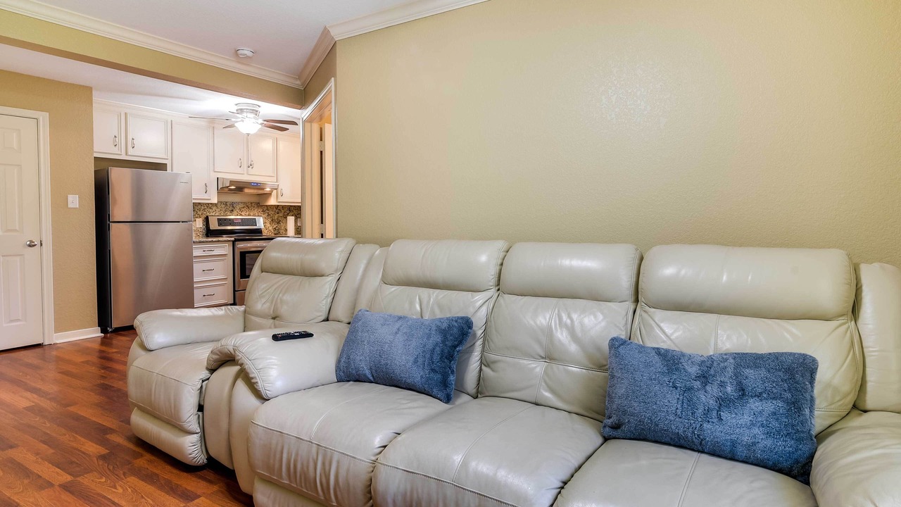 Photo of Livingroom in Texas City