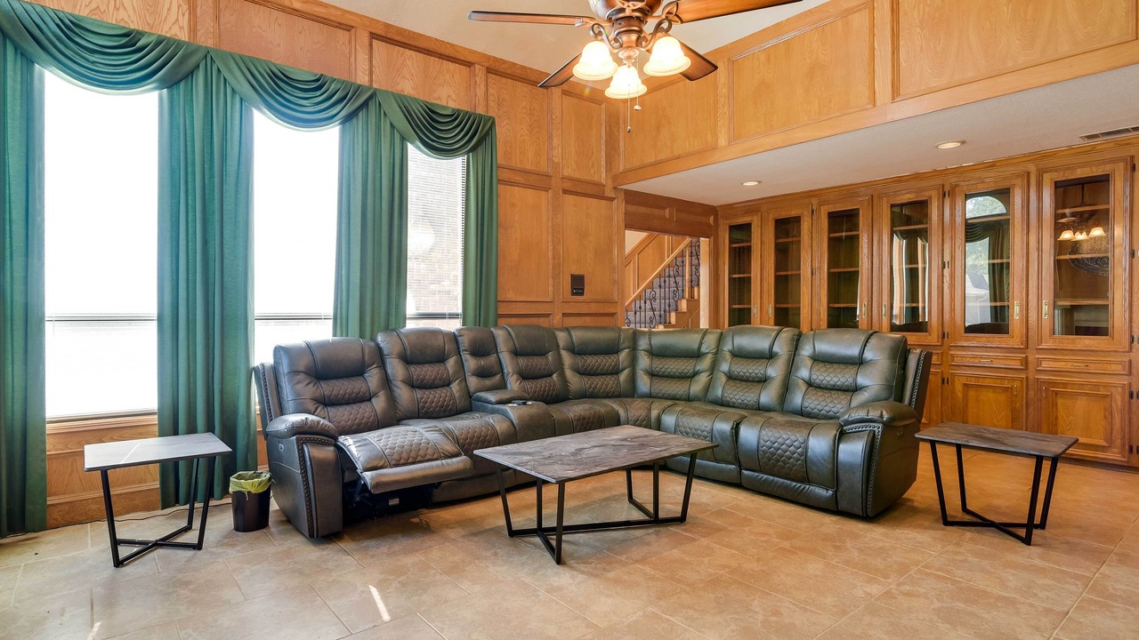 Photo of Livingroom in Texas City