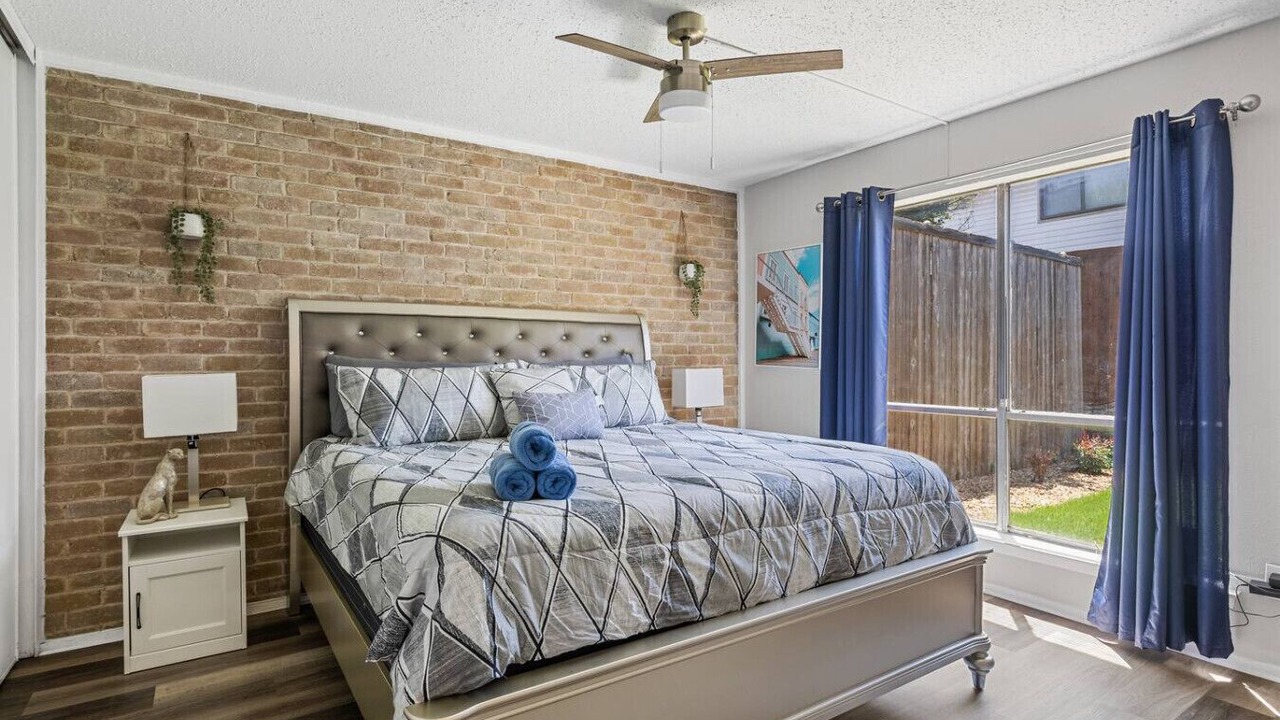 Photo of Bedroom in Southwest Carrollton