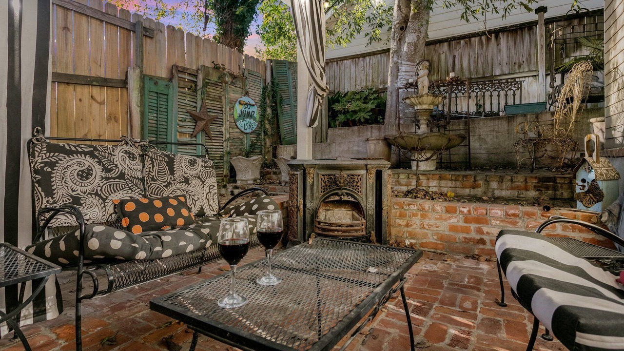 Photo of Patio Balcony in Natchez