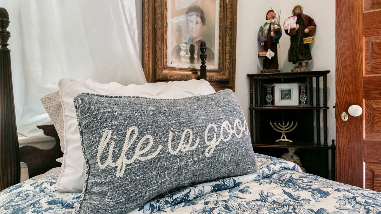 Photo of Bedroom in Natchez