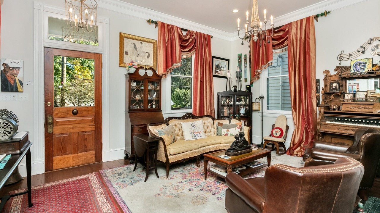 Photo of Livingroom in Natchez