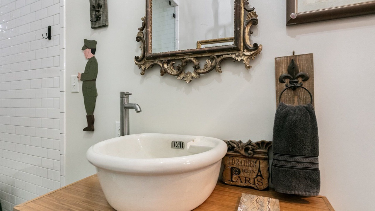 Photo of Bathroom in Natchez