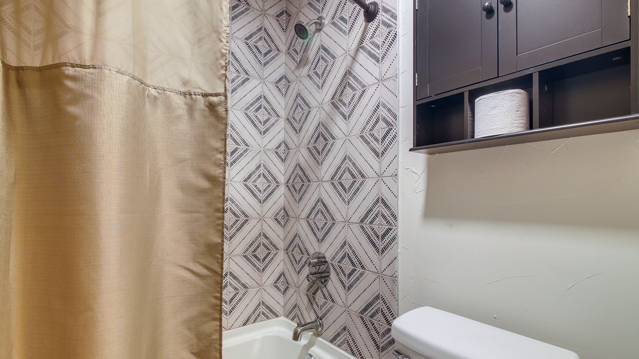 Photo of Bathroom in Highland Lake Estates