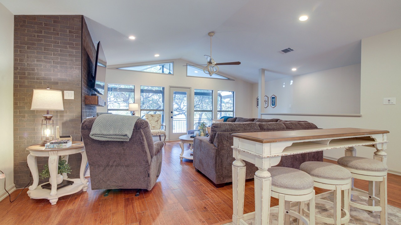 Photo of Livingroom in Highland Lake Estates