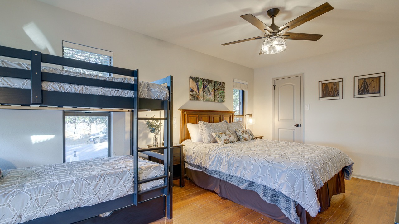 Photo of Bedroom in Highland Lake Estates