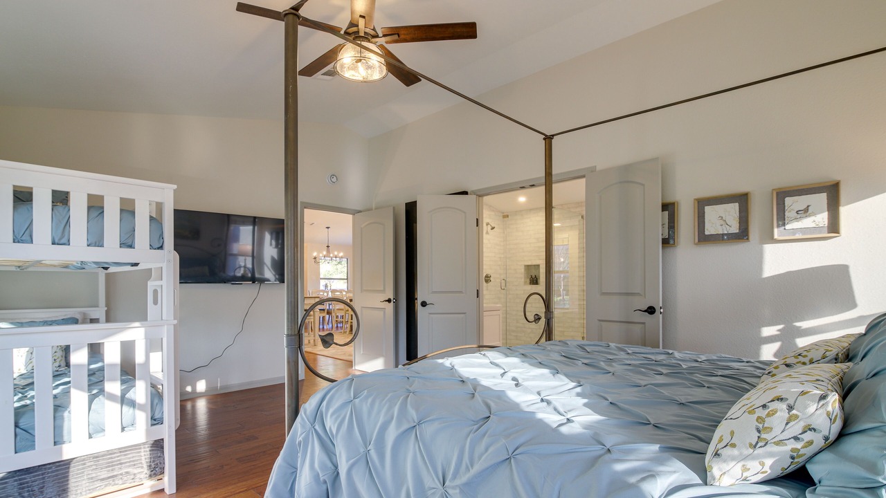 Photo of Bedroom in Highland Lake Estates