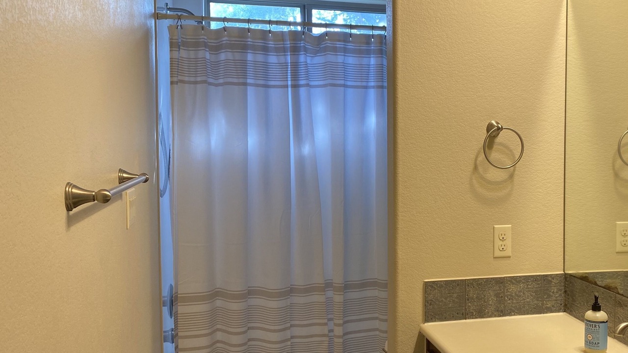 Photo of Bathroom in Cardinal Hills