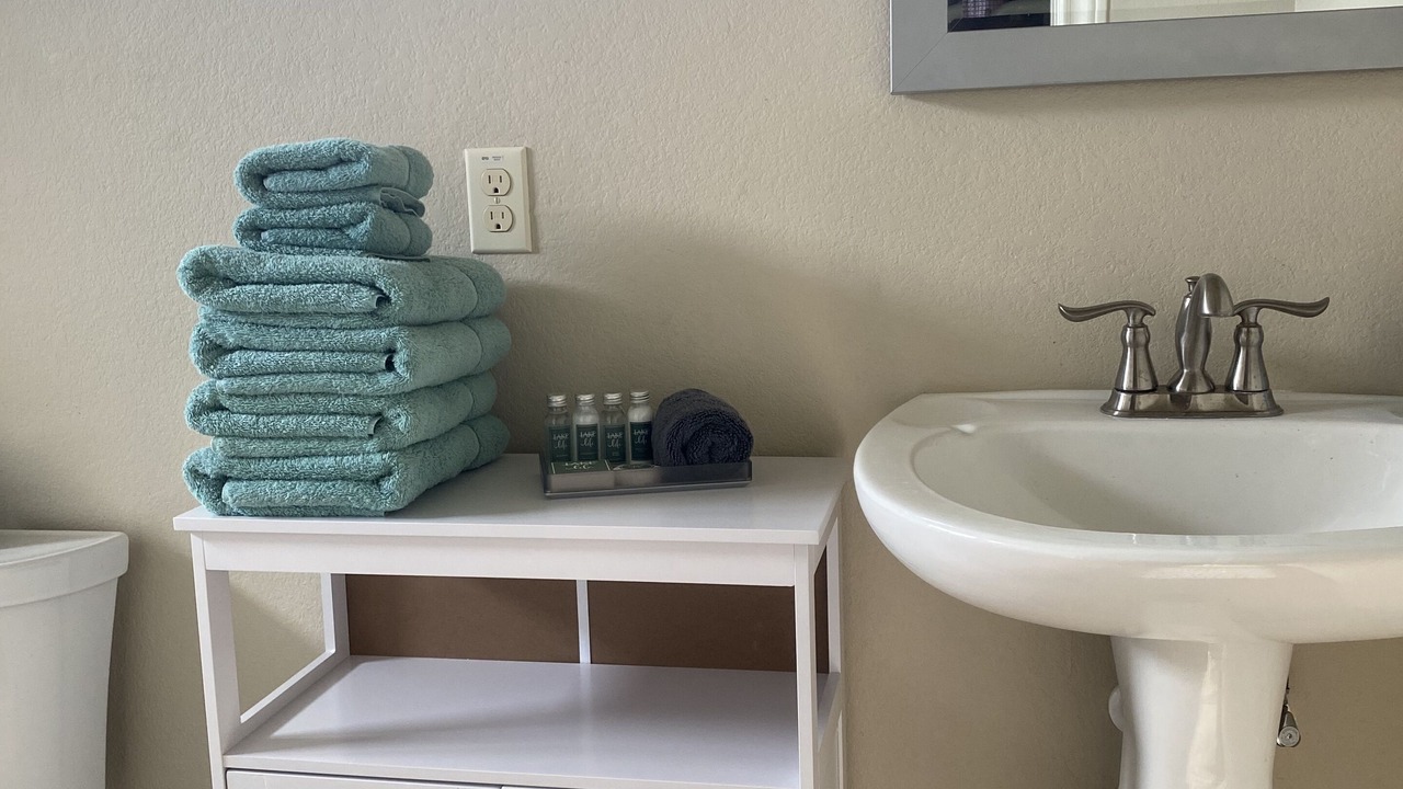Photo of Bathroom in Cardinal Hills
