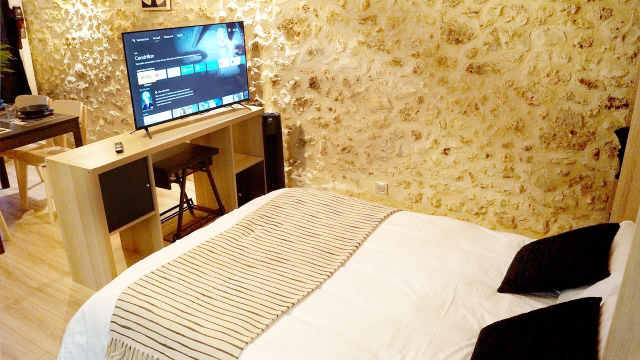 Photo of Bedroom in Chevreuse