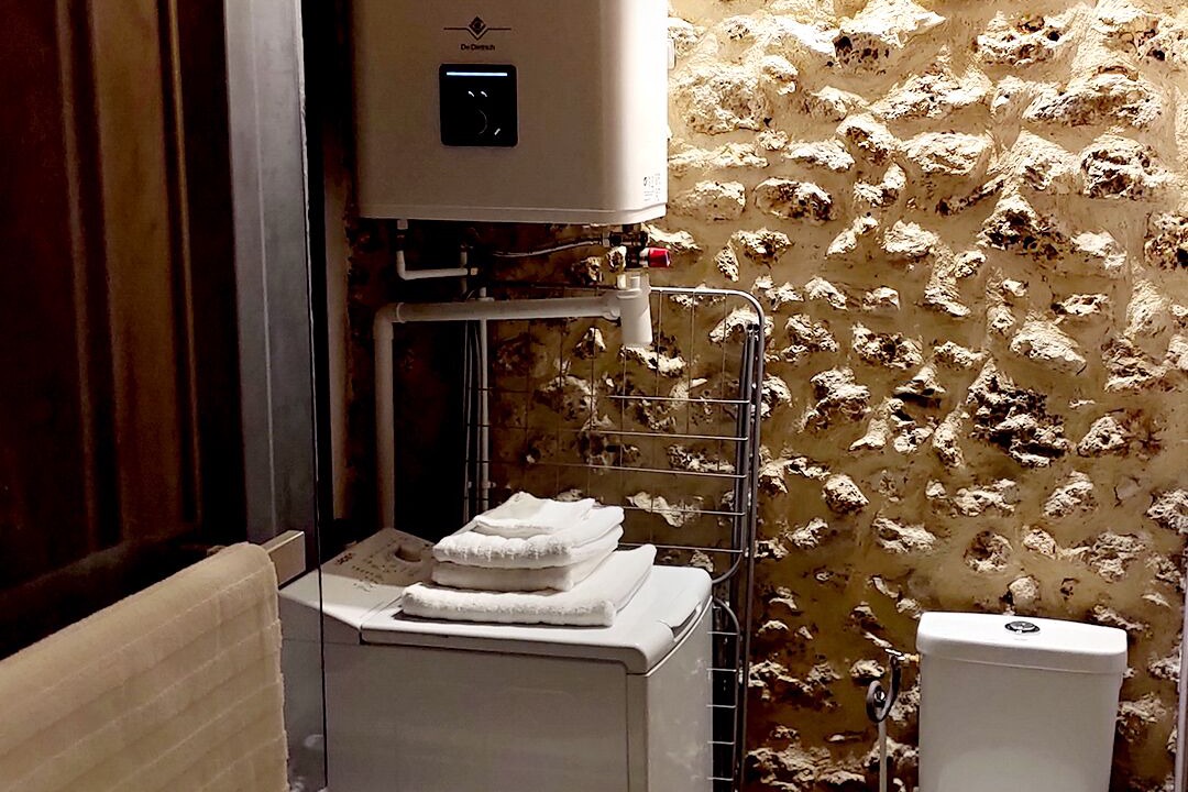 Photo of Bathroom in Chevreuse