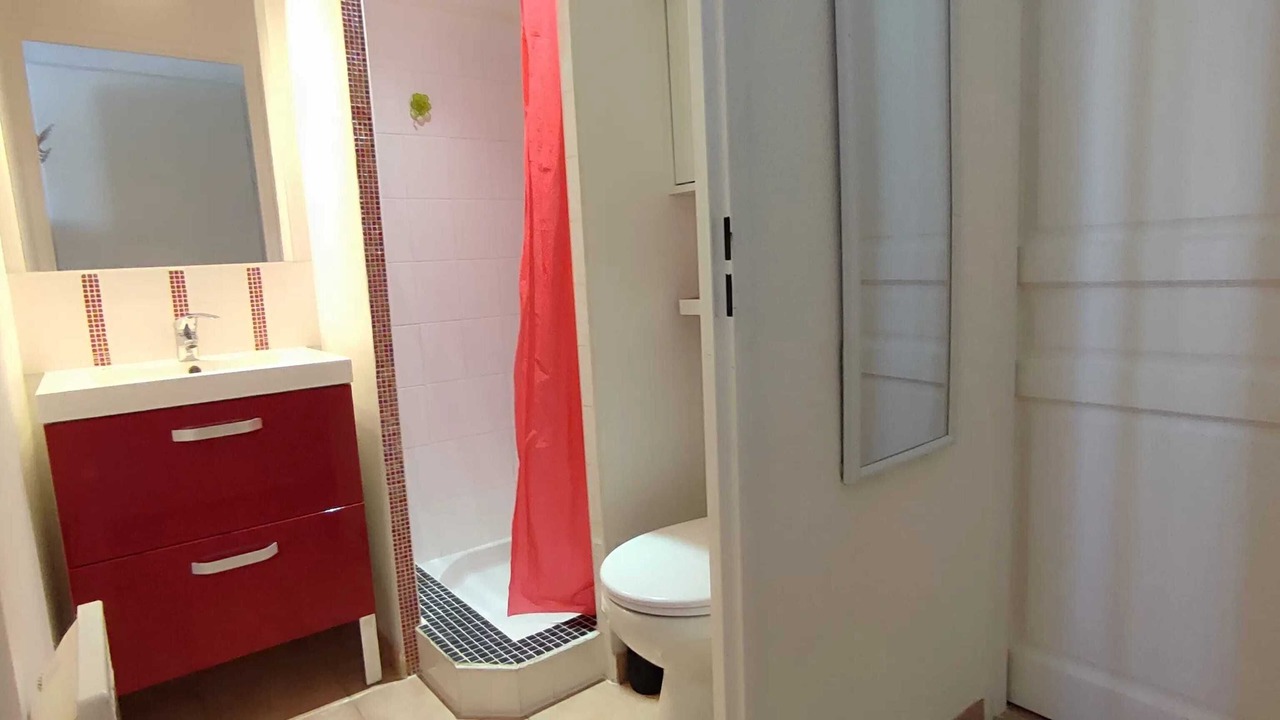 Photo of Bathroom in Torreilles