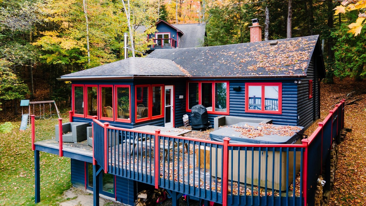 Photo of Patio Balcony in Eagle Lake