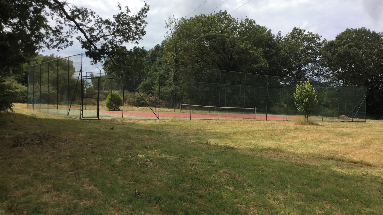 Photo of Others in Saint-Georges-de-Pointindoux