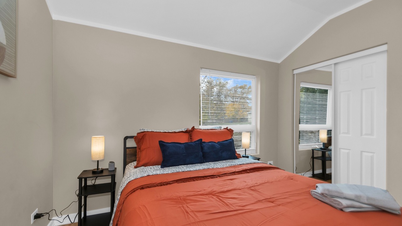 Photo of Bedroom in North Chicago