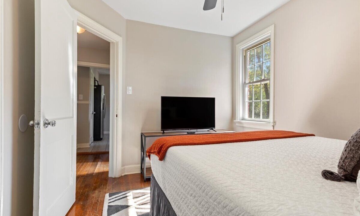Photo of Bedroom in Montrose