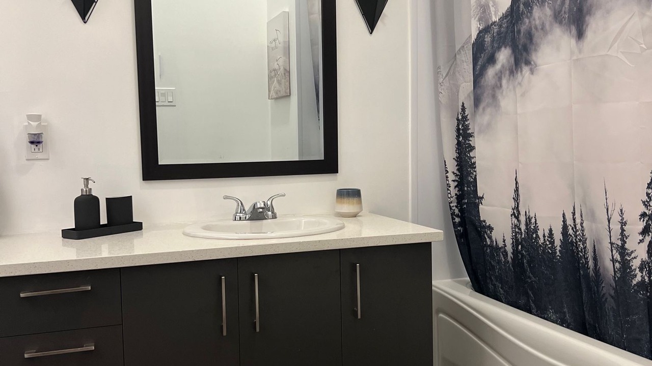 Photo of Bathroom in Mirabel