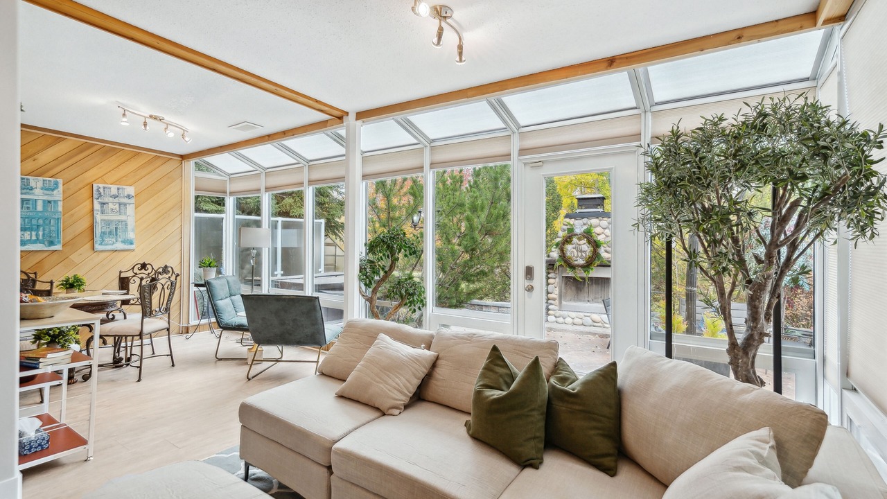 Photo of Livingroom in Bridlewood