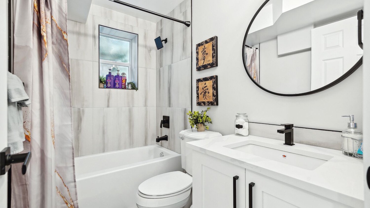 Photo of Bathroom in Bridlewood