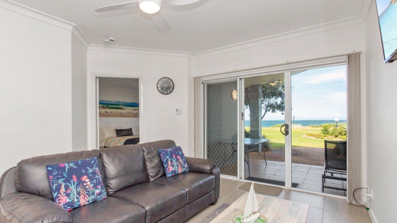 Photo of Livingroom in Old Bar