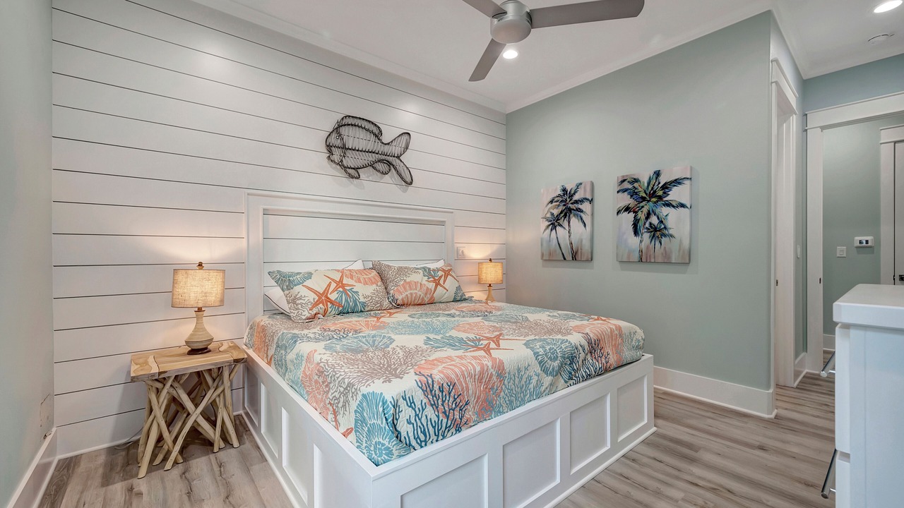 Photo of Bedroom in Crystal Beach